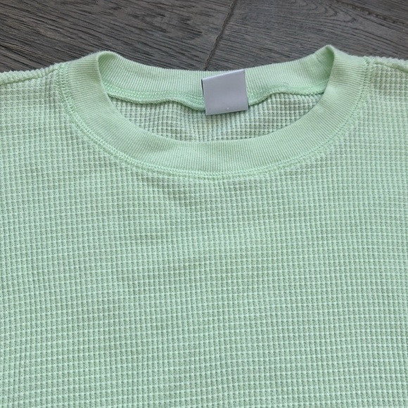 TNA | Aritzia green waffle knit long sleeve over sized crop top sweater size XXS - Picture 4 of 9